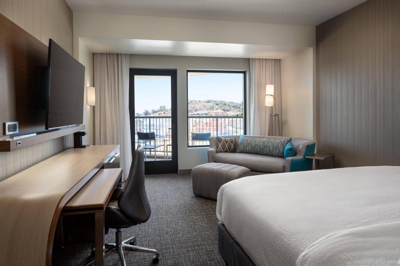 Courtyard By Marriott Sonoma County Hotel 3*
