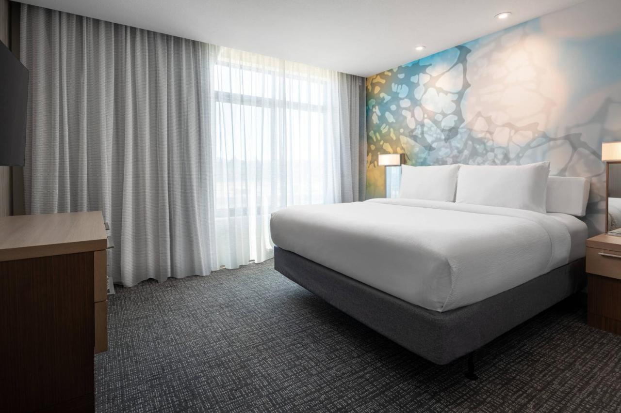 Courtyard By Marriott Sonoma County