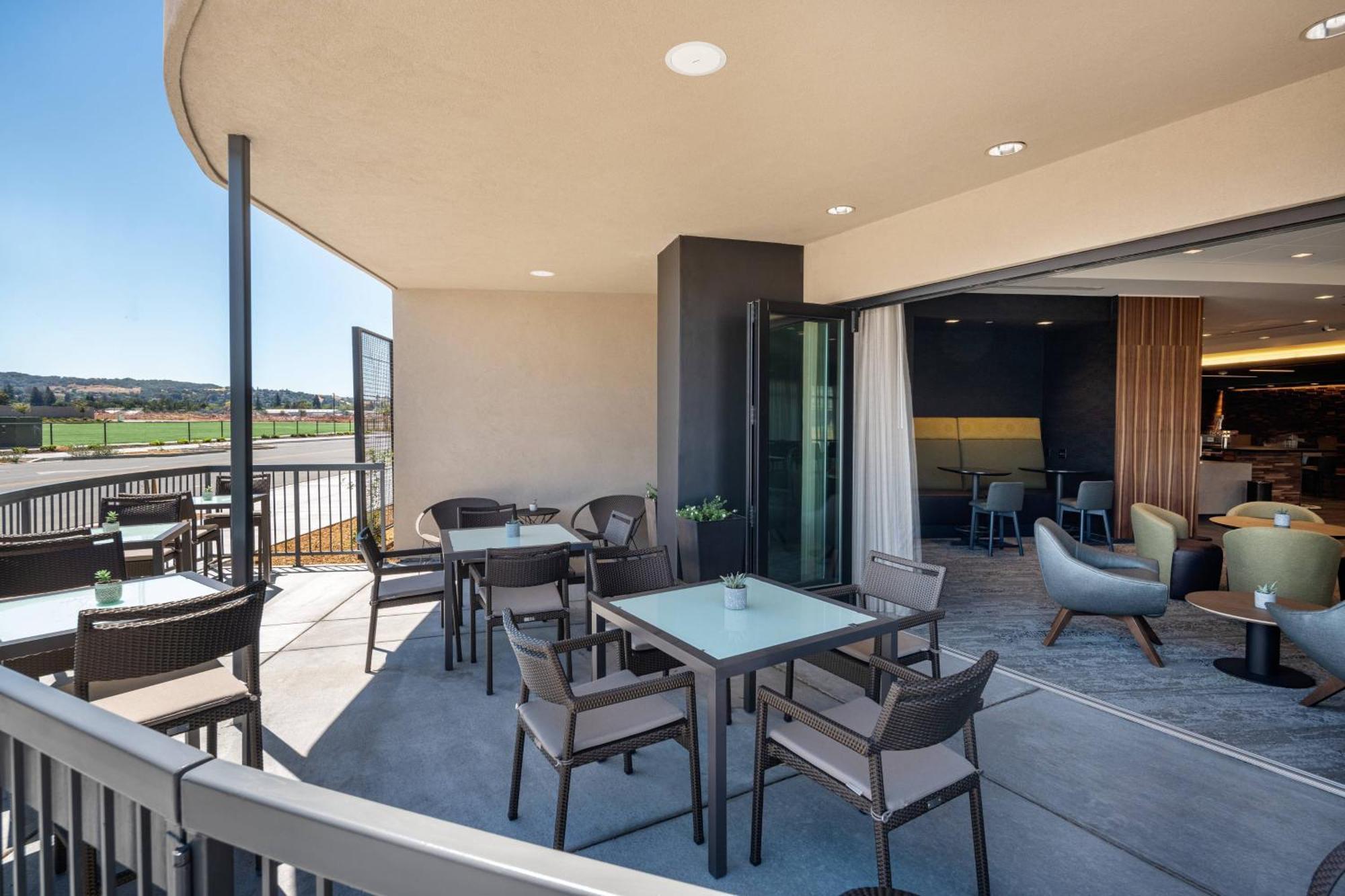 Courtyard By Marriott Sonoma County Hotel Petaluma